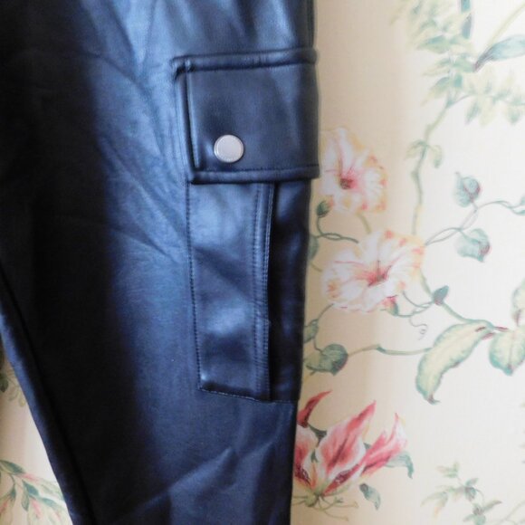 🦔🐾ANTHROPOLOGIE GABI FAUX LEATHER UTILITY PANTS🦔🐾 - Picture 5 of 10
